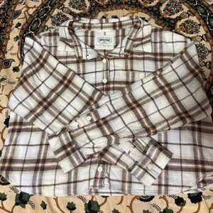 American Eagle Plaid Button-Up Shirt